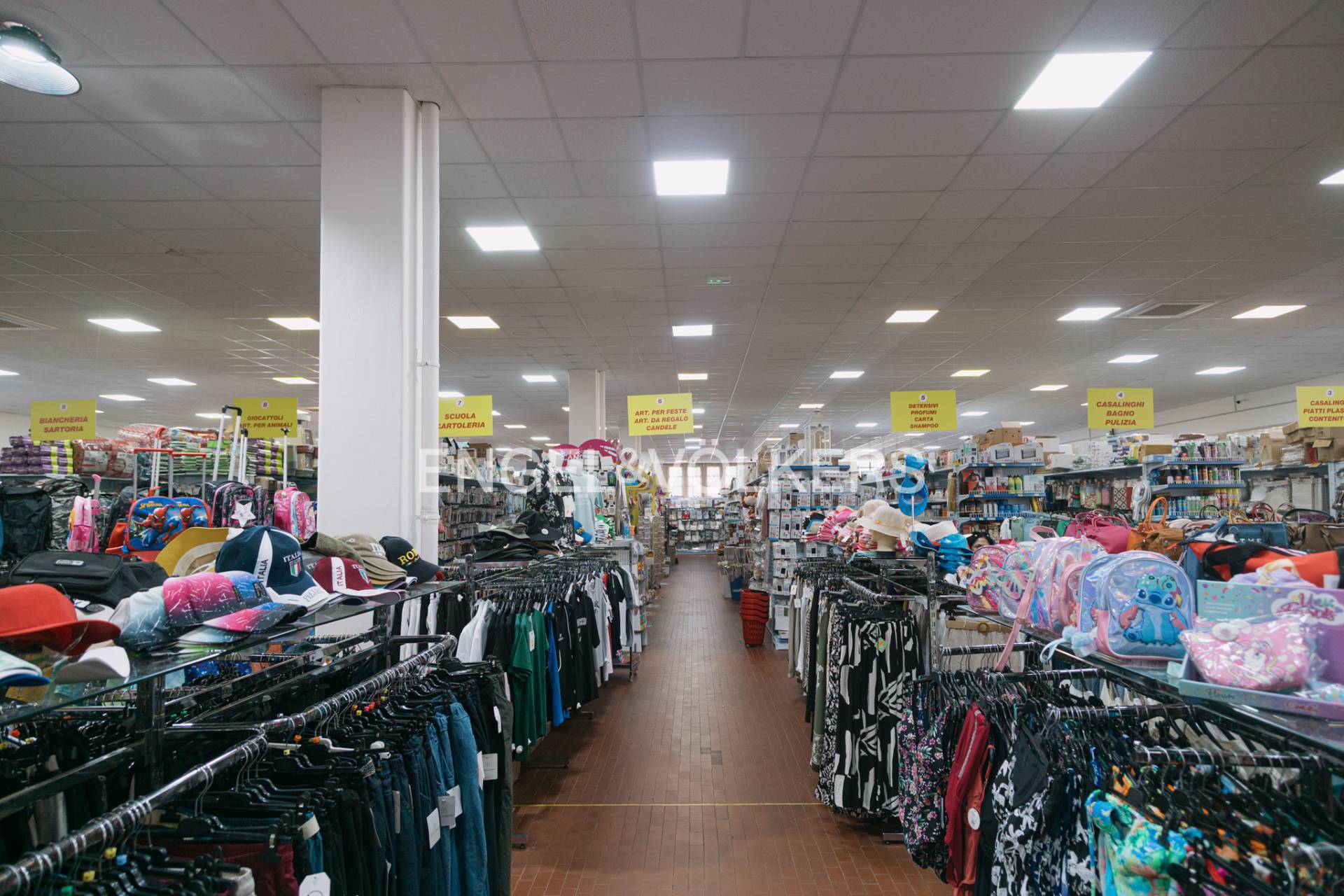 Locale commerciale in vendita a Lanciano