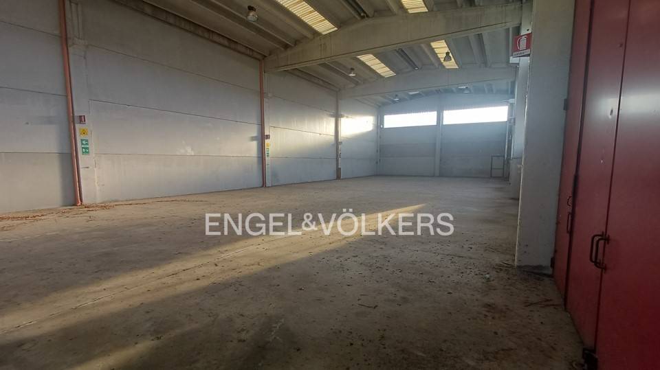 Capannone in affitto a Manoppello, Manoppello Scalo