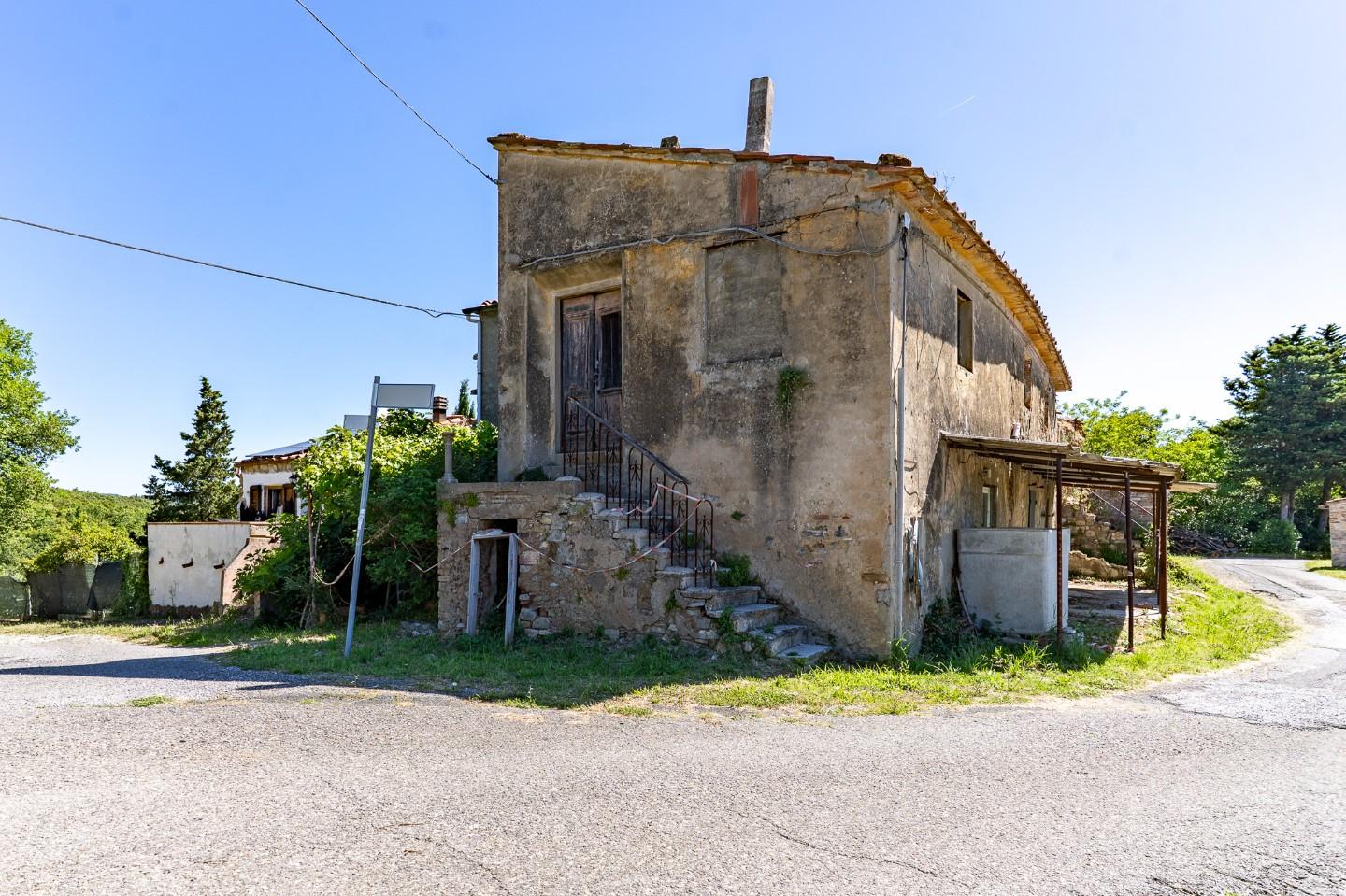 Rustico con giardino a Monteverdi Marittimo