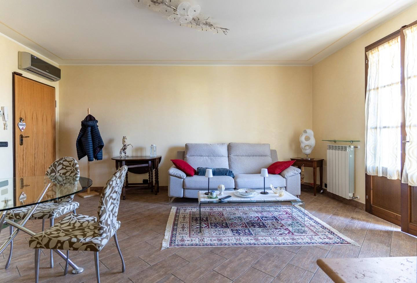 Casa indipendente con giardino, San Miniato basso