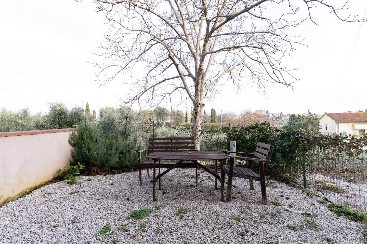 Bilocale con giardino a Cerreto Guidi