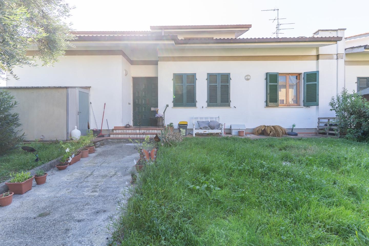 Appartamento con giardino, Vinci toiano