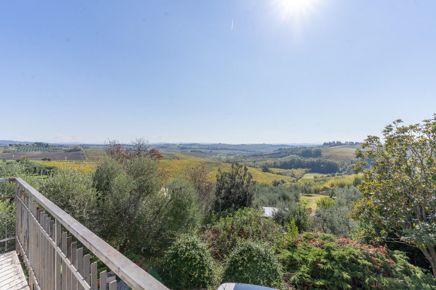 Appartamento con giardino, Vinci toiano
