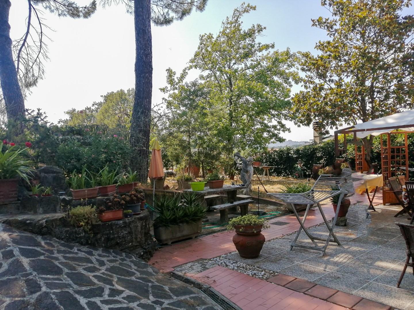 Villa con giardino a Lastra a Signa