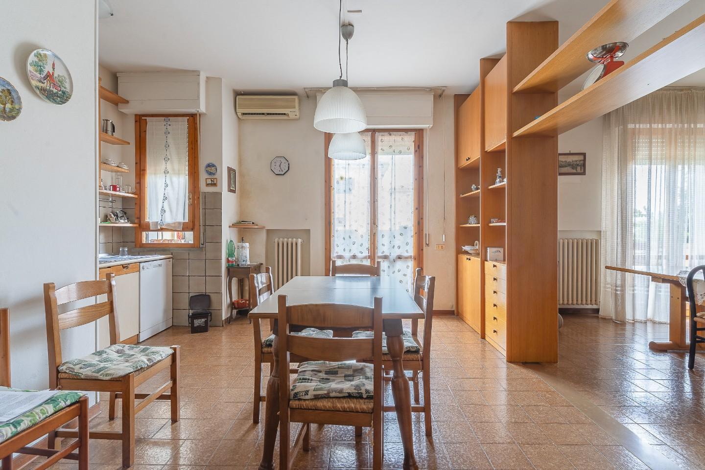 Quadrilocale con giardino, Vinci sovigliana