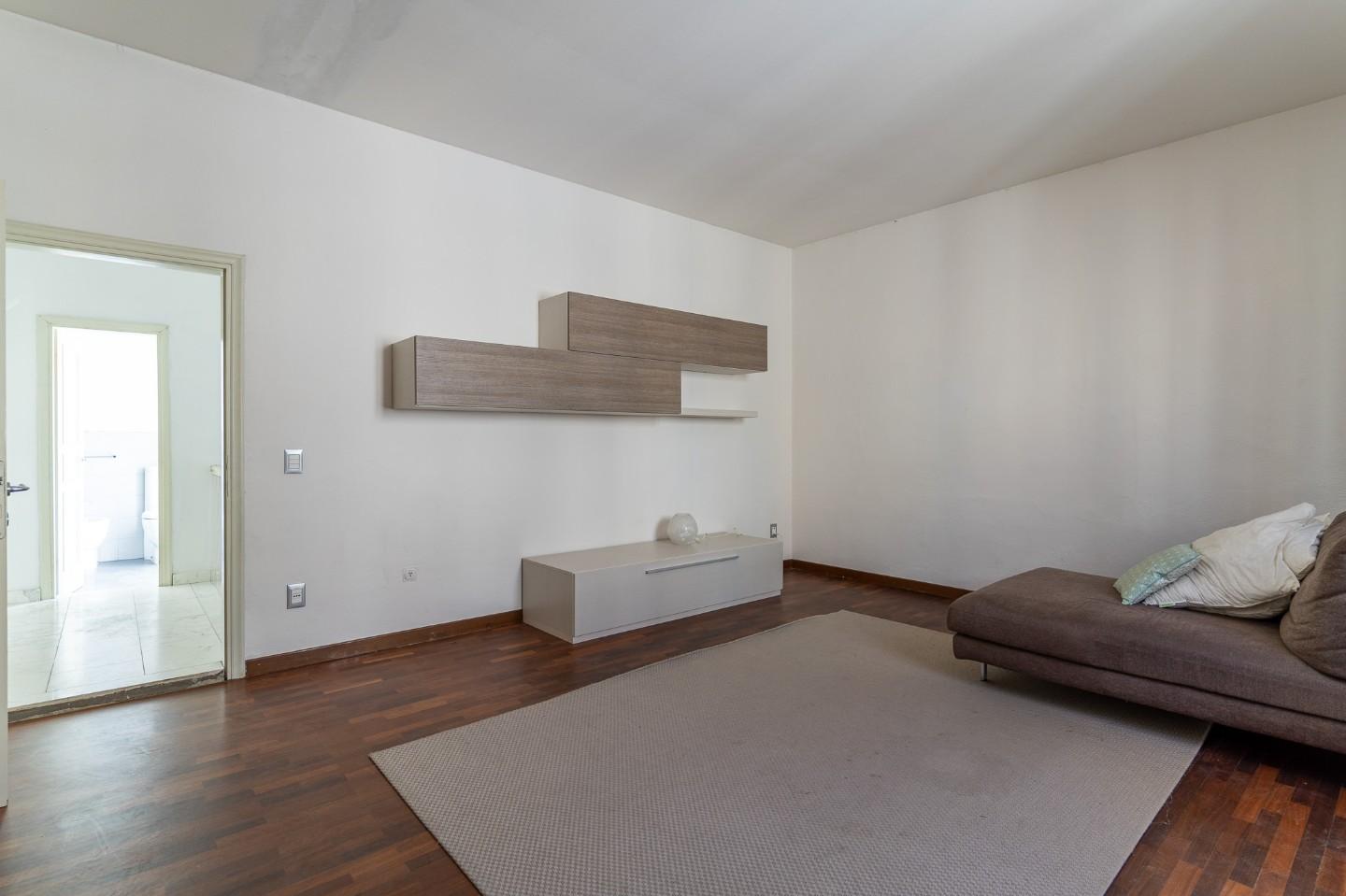 Casa indipendente con giardino, Capraia e Limite limite