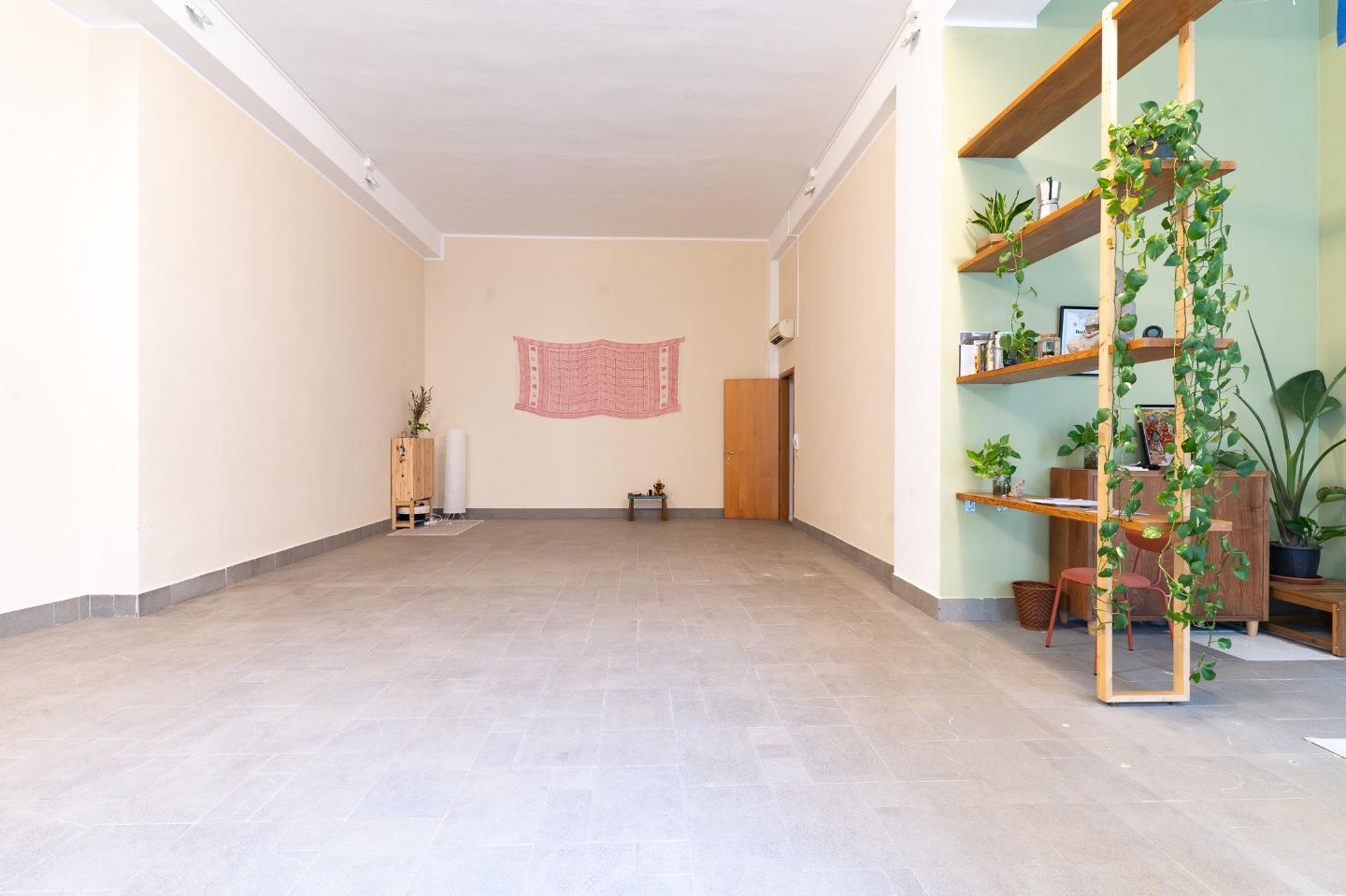 Locale commerciale in vendita a Fucecchio