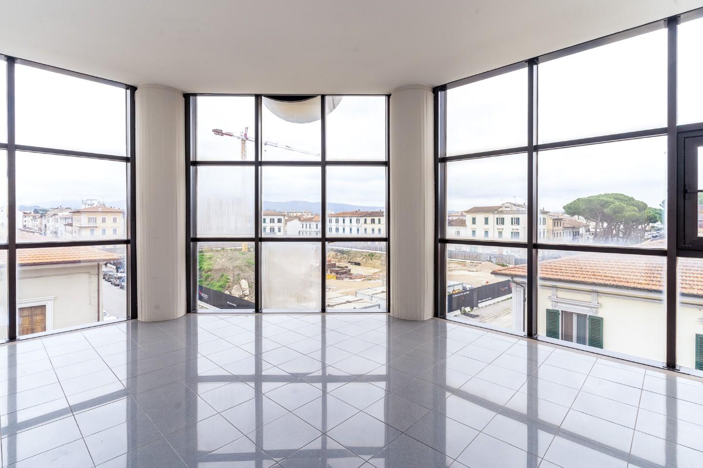 Quadrilocale con terrazzi a Empoli