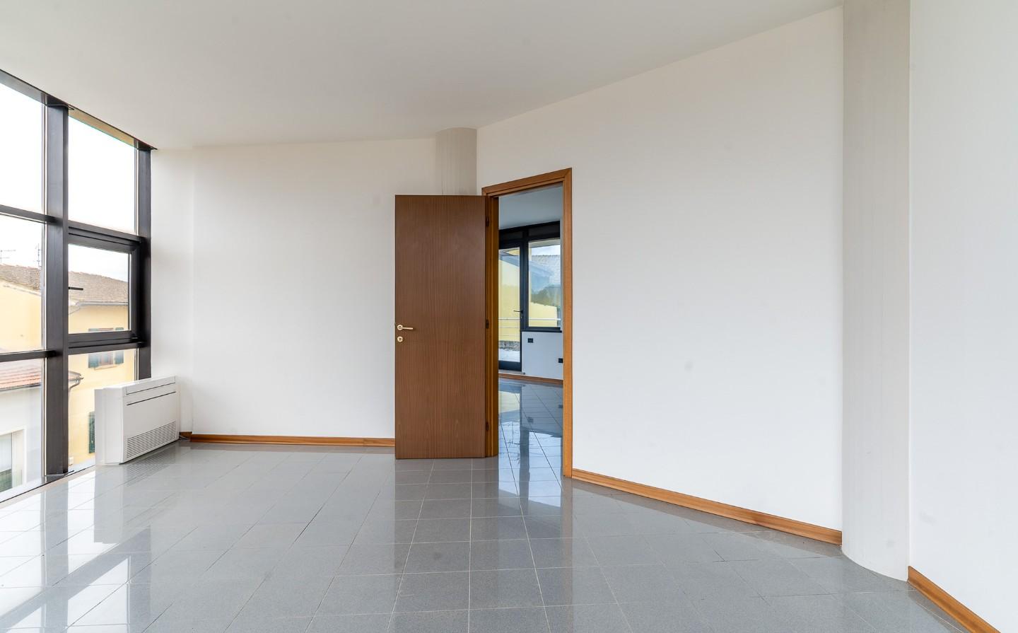 Quadrilocale con terrazzi a Empoli