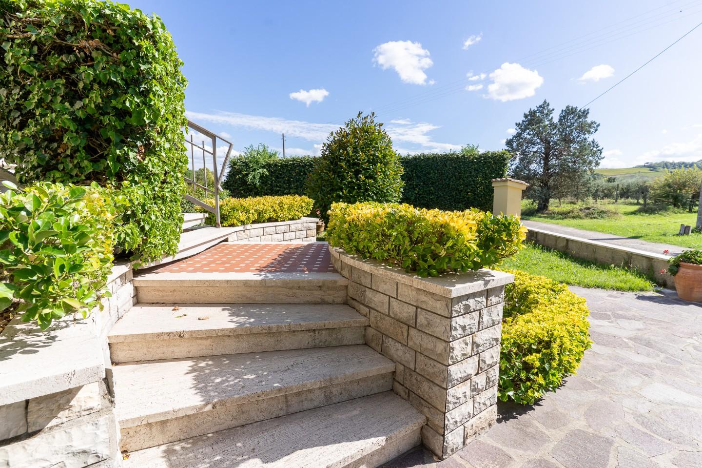 Villa con giardino, Empoli ponte a elsa