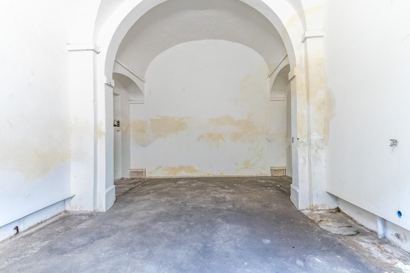 Box/Garage 26mq in vendita, Empoli pontorme