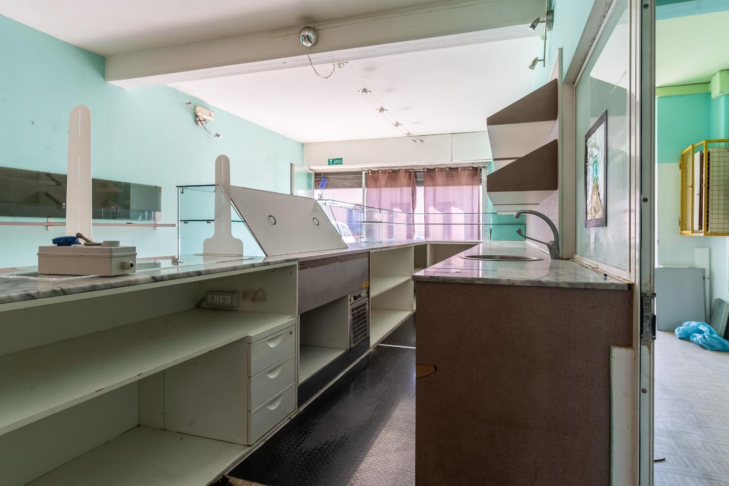 Locale commerciale nuova, Vinci sovigliana