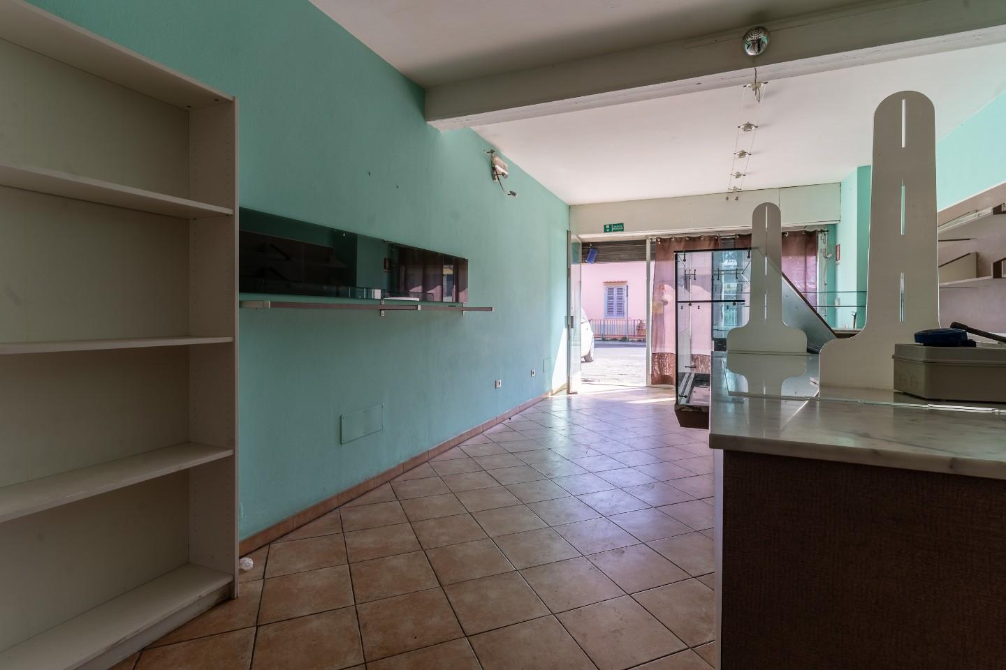 Locale commerciale nuova, Vinci sovigliana