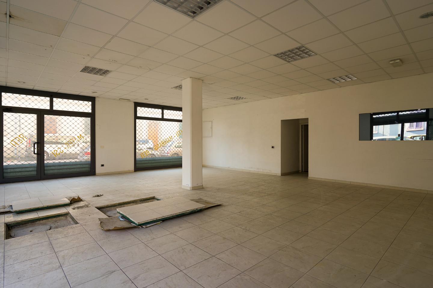 Locale commerciale nuova a Empoli