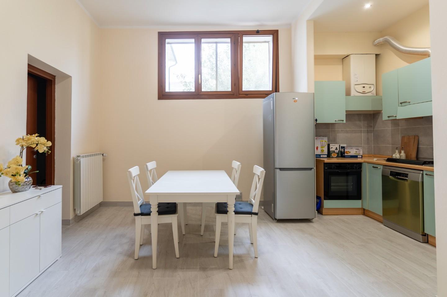 Trilocale arredato in affitto a Empoli