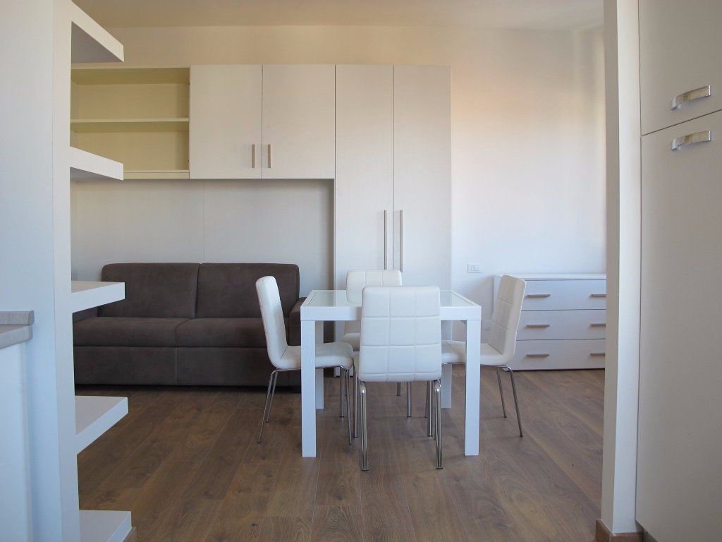 Monolocale arredato in affitto a Empoli