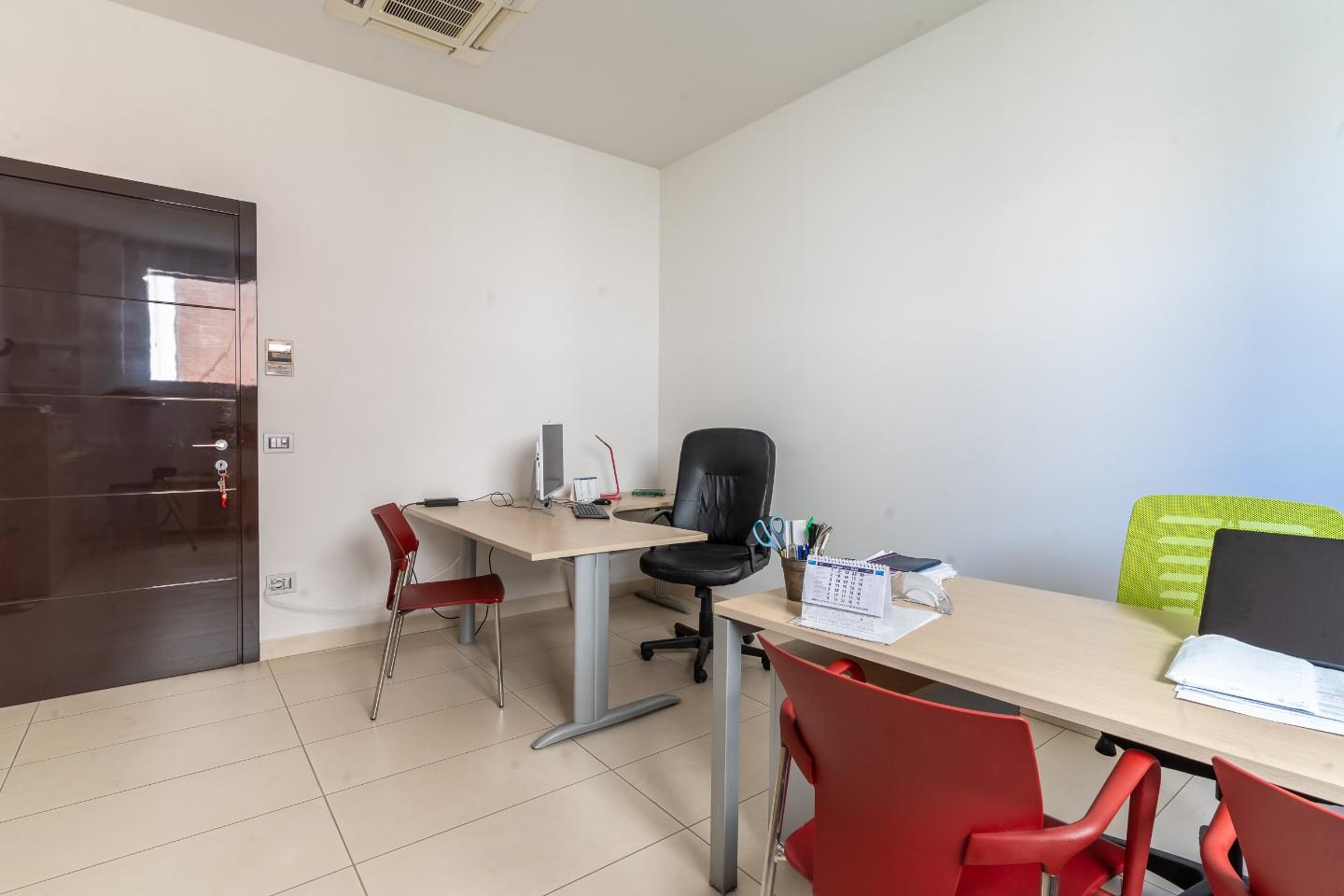 Ufficio nuovo a Empoli