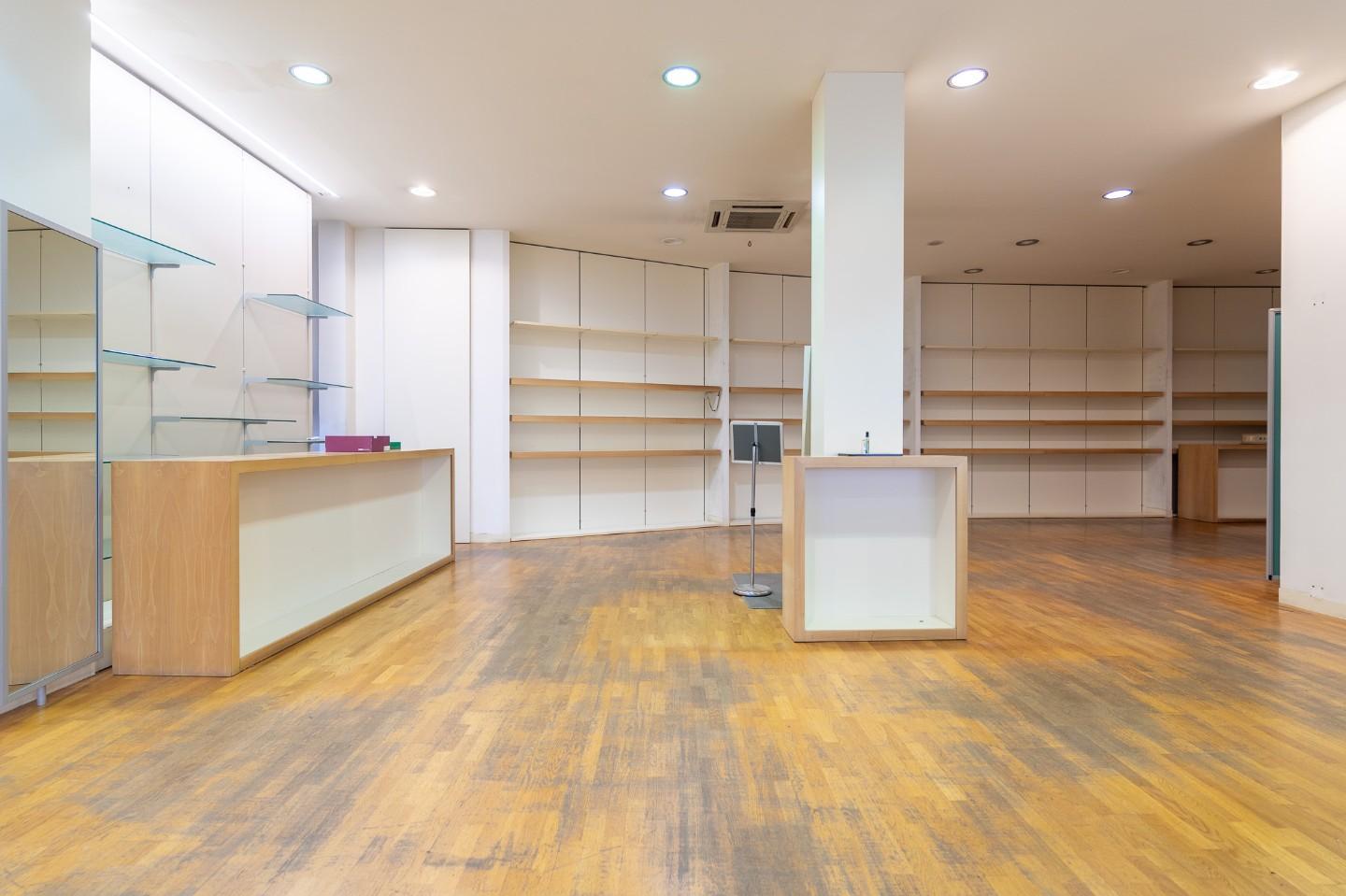 Locale commerciale nuova a Empoli