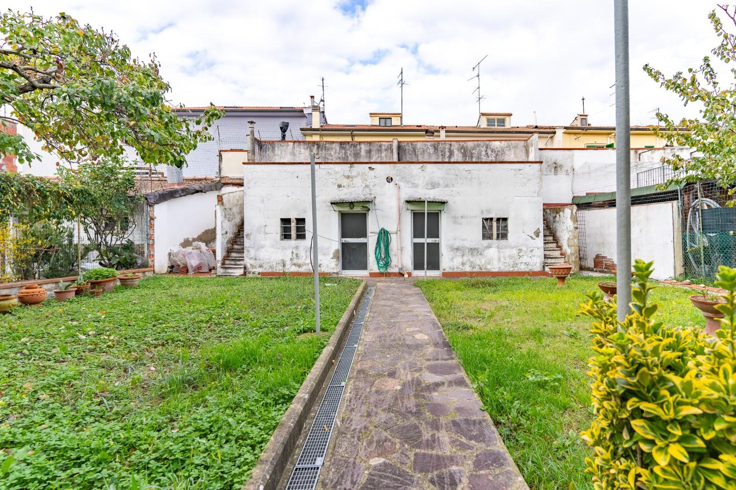 Villa con giardino, Empoli ponzano