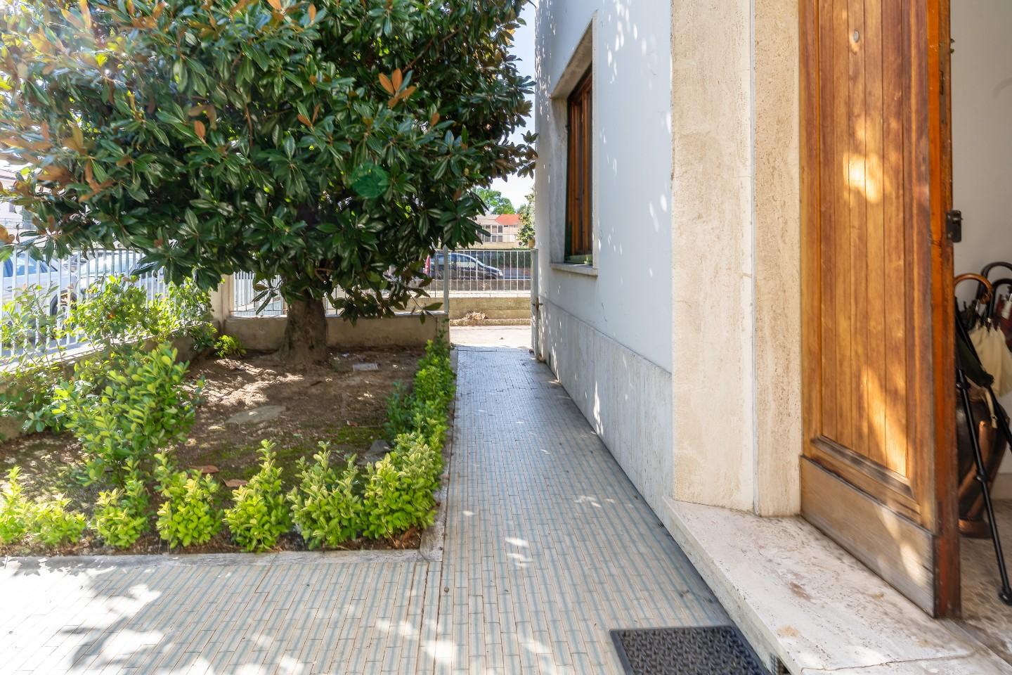 Casa indipendente con giardino a Empoli