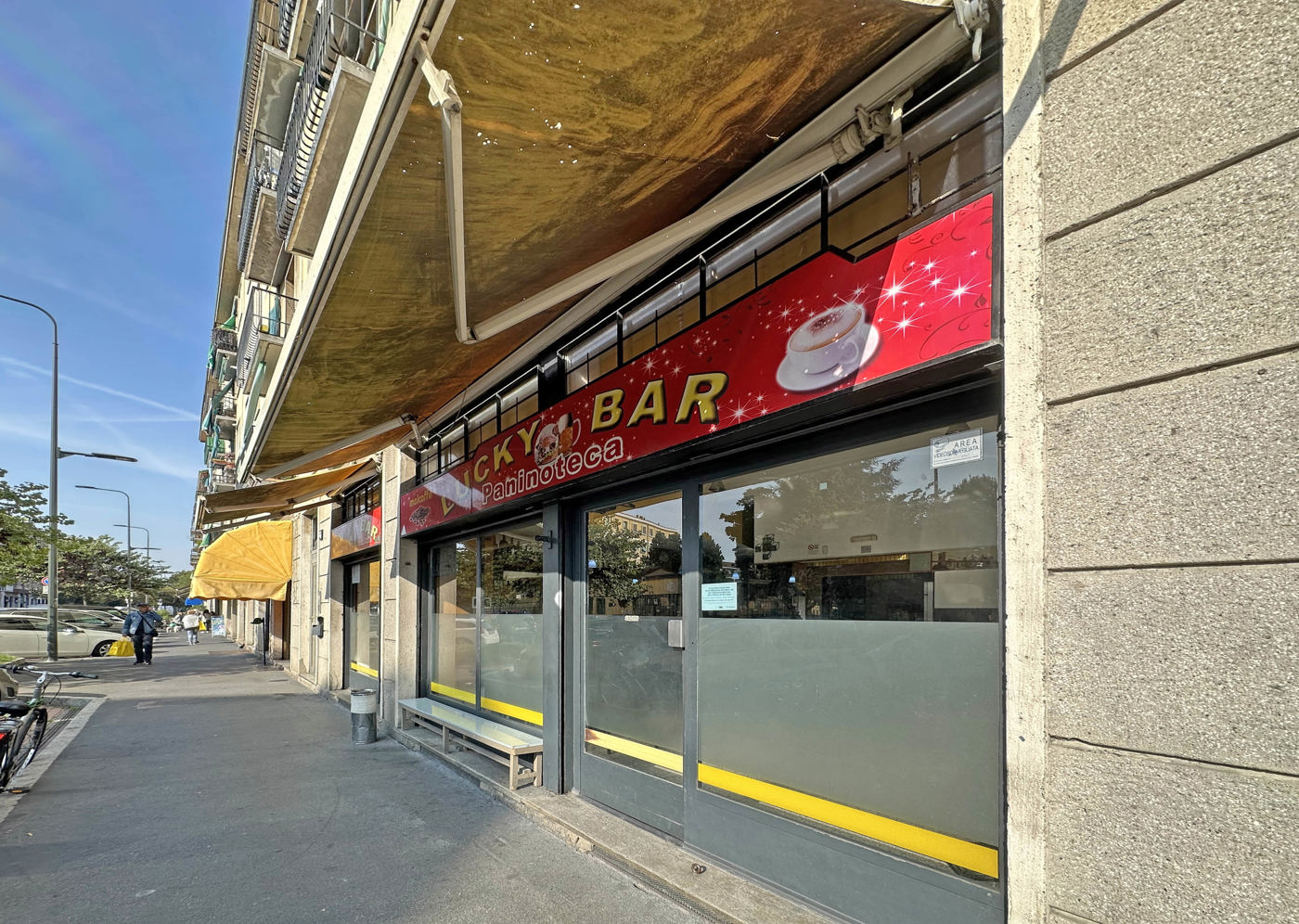 Negozio in vendita a Milano