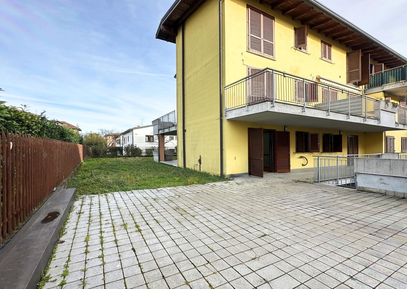 Bilocale con giardino a Cusago