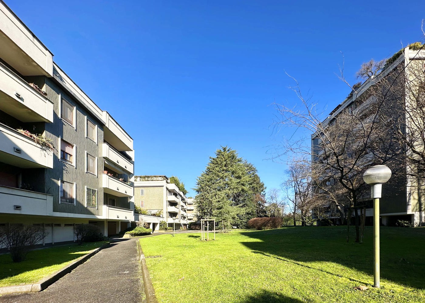 Attico ristrutturato a Buccinasco