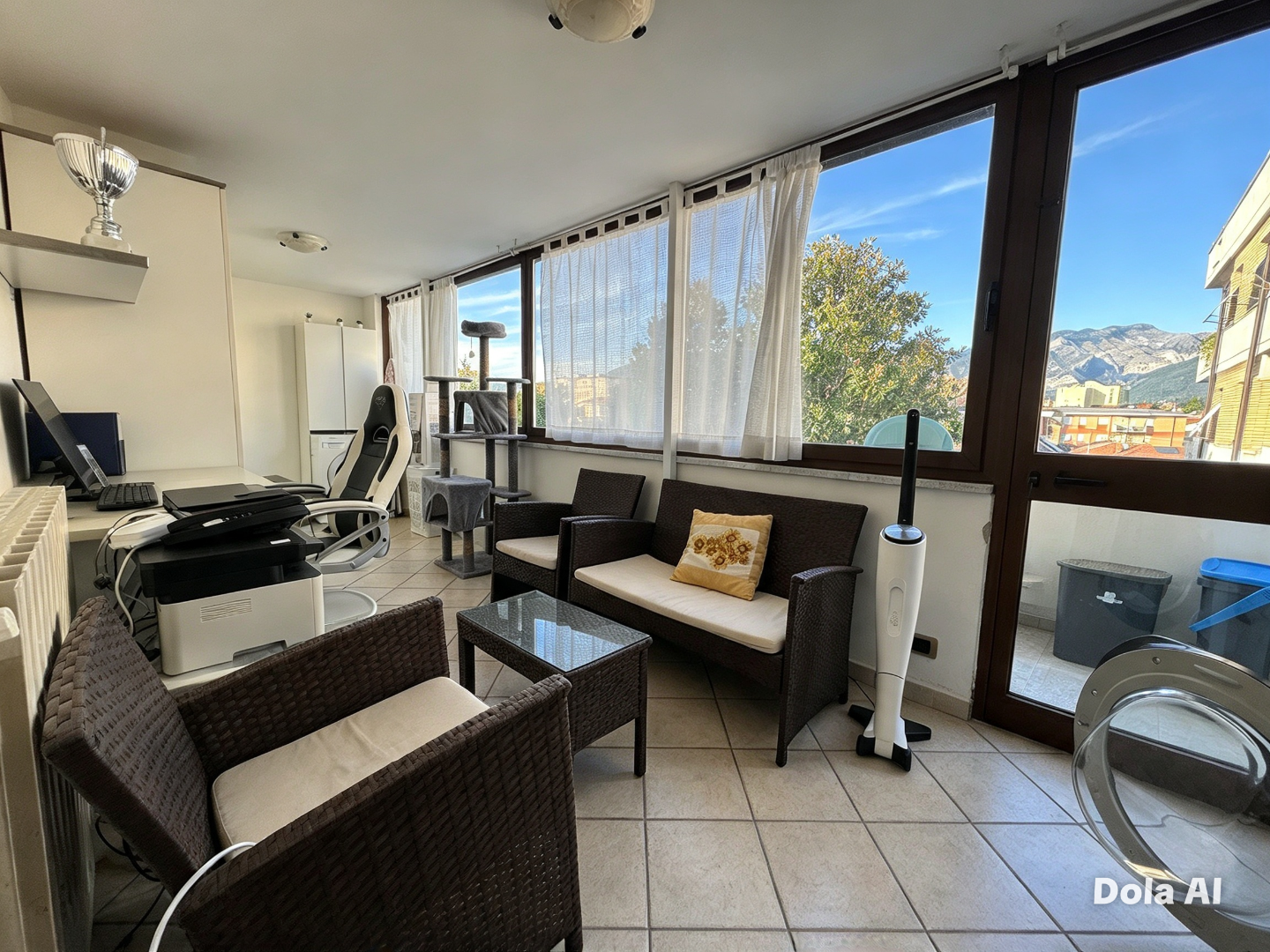 Attico con terrazzo, Carrara avenza