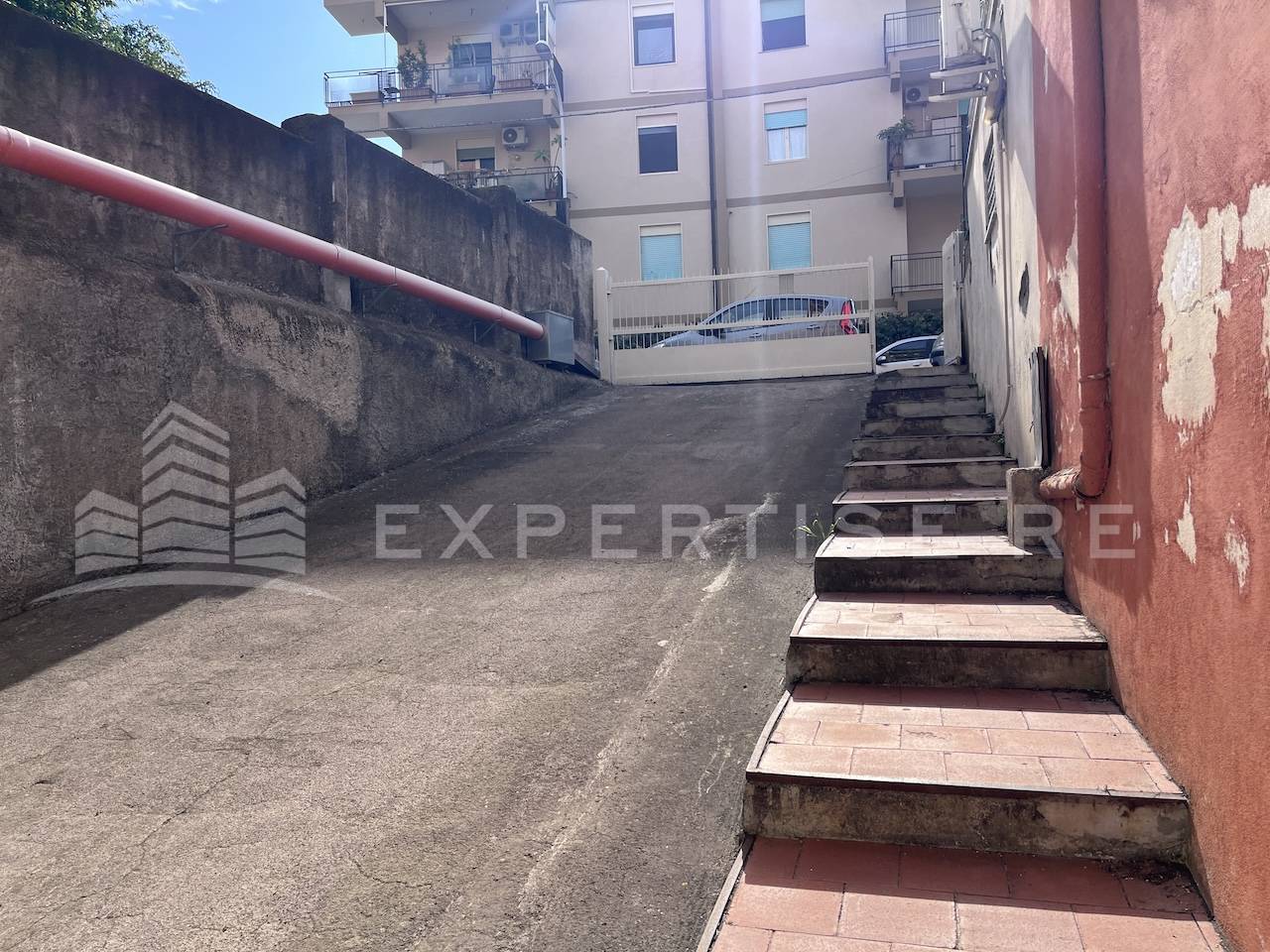 Deposito in vendita a Catania, Zona semicentro