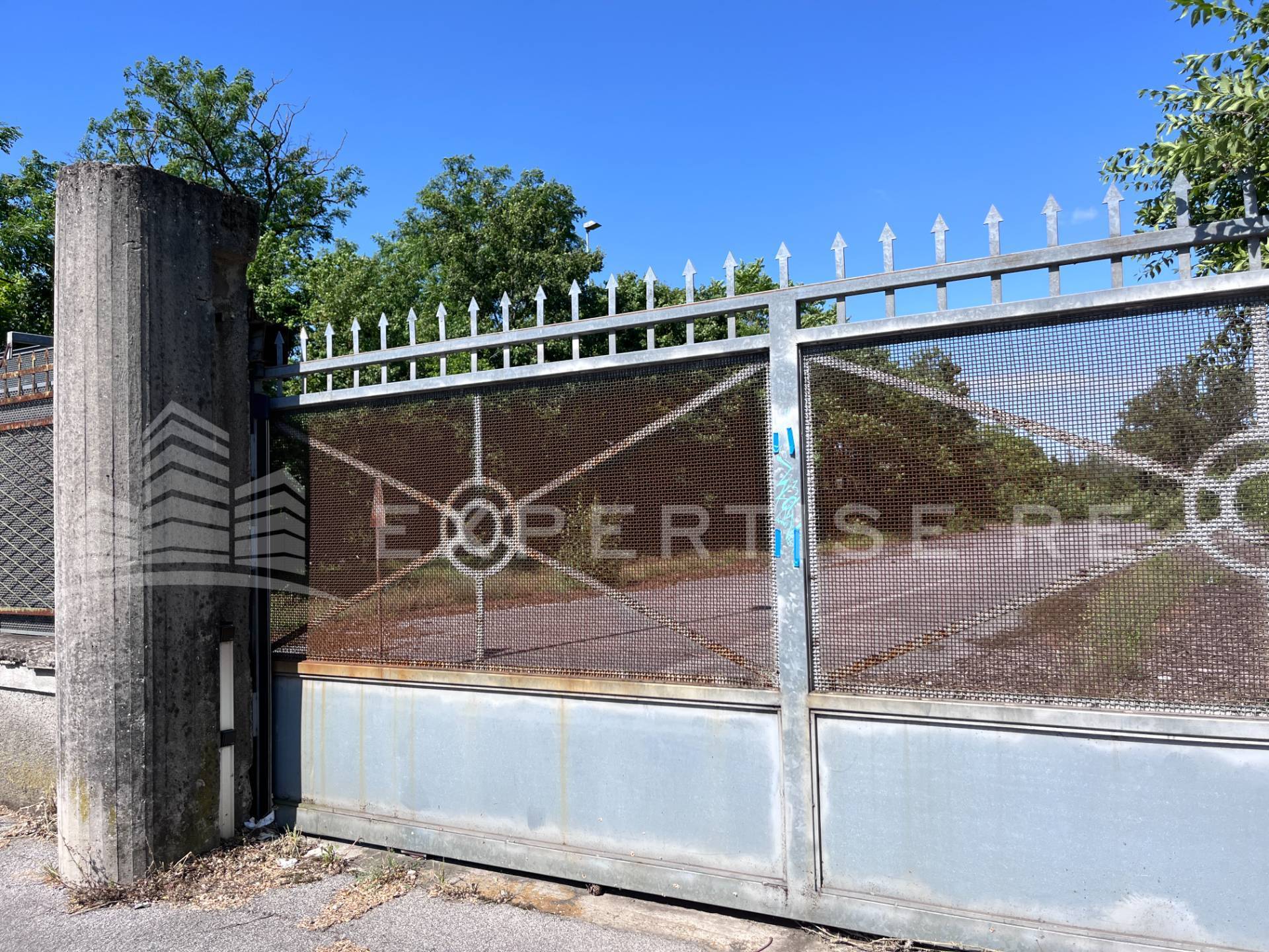 Terreno edificabile in vendita a Pavia