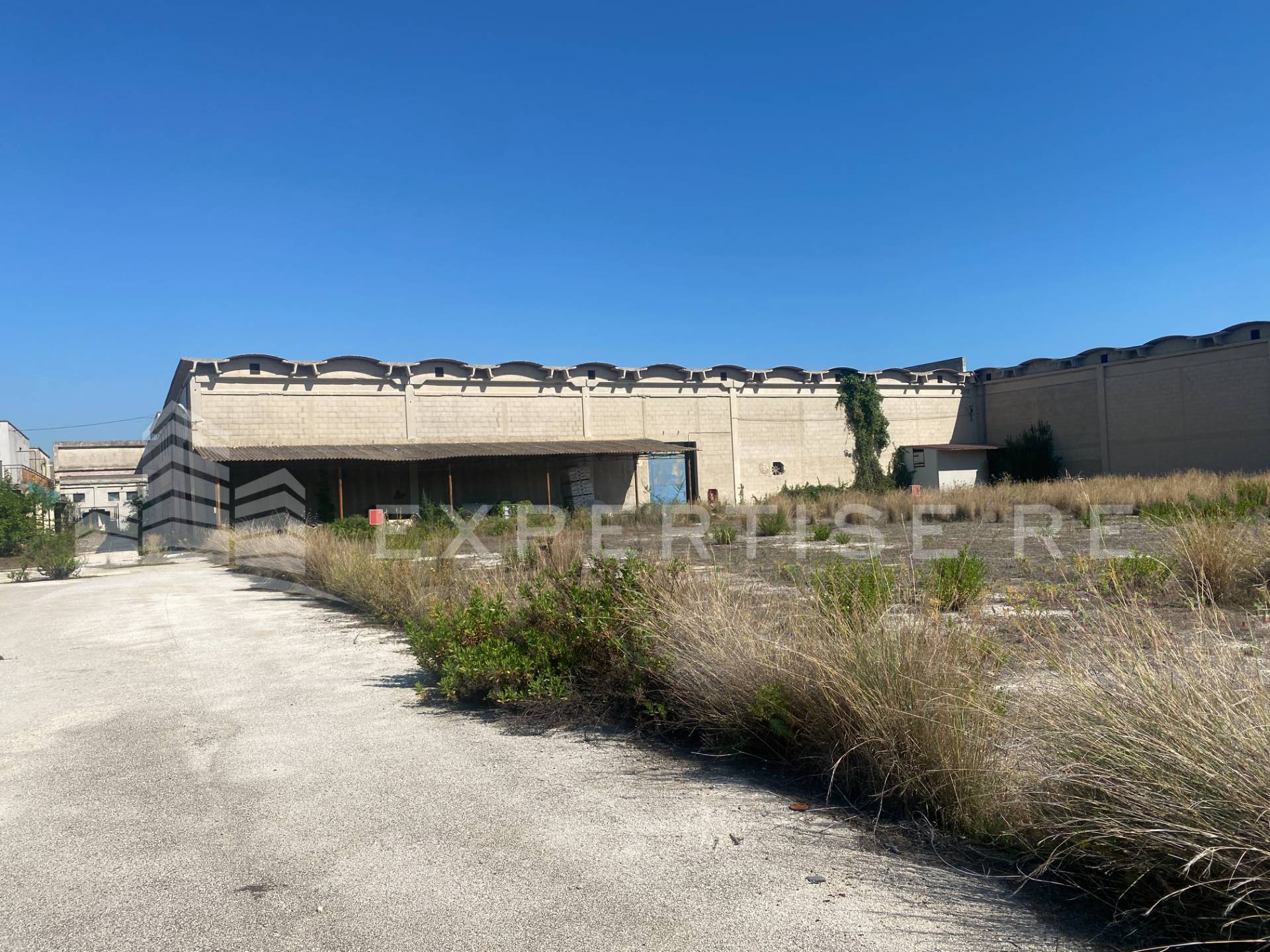 Capannone in vendita a Siracusa, Scala Greca