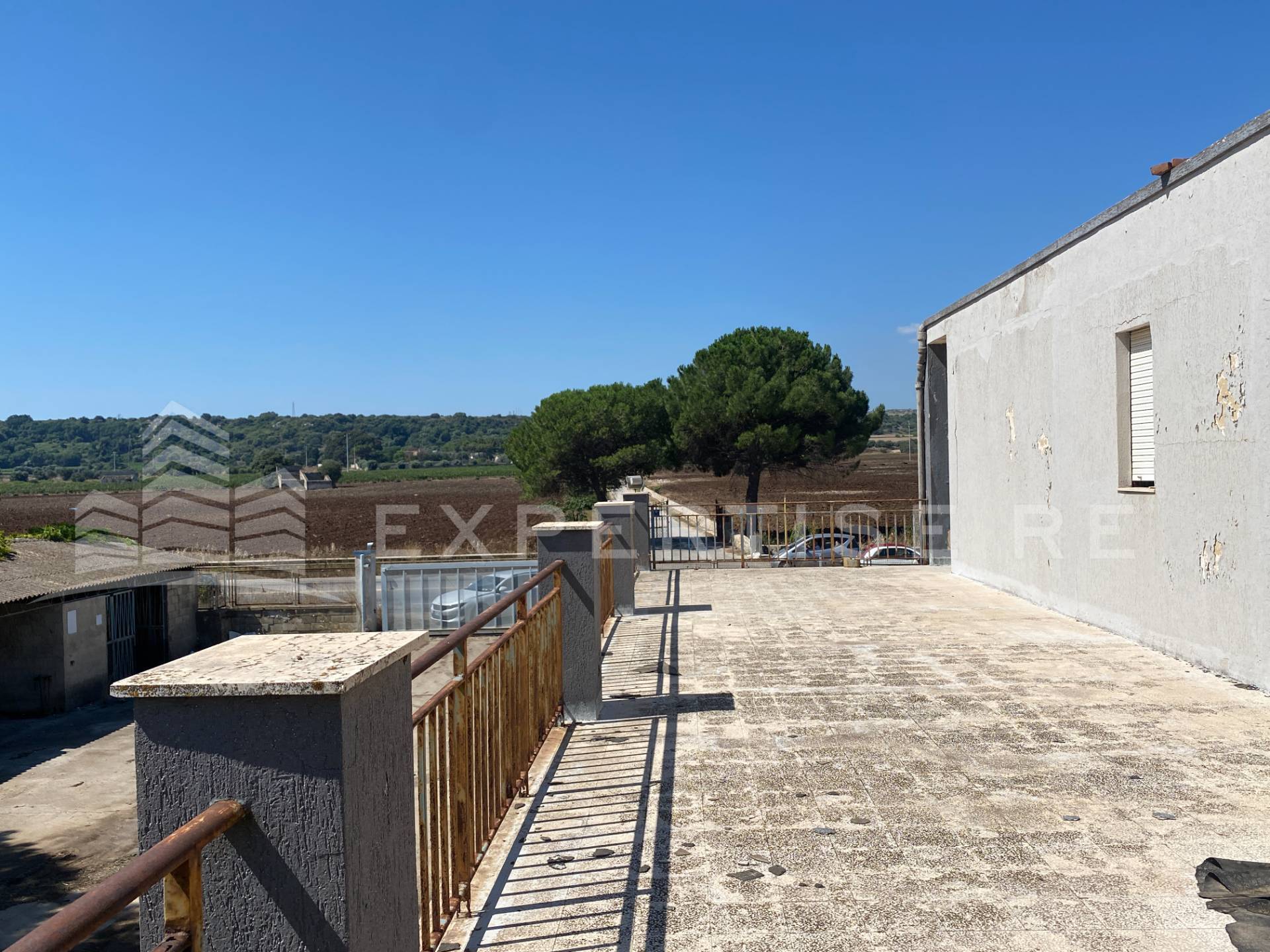 Capannone in vendita a Siracusa, Scala Greca