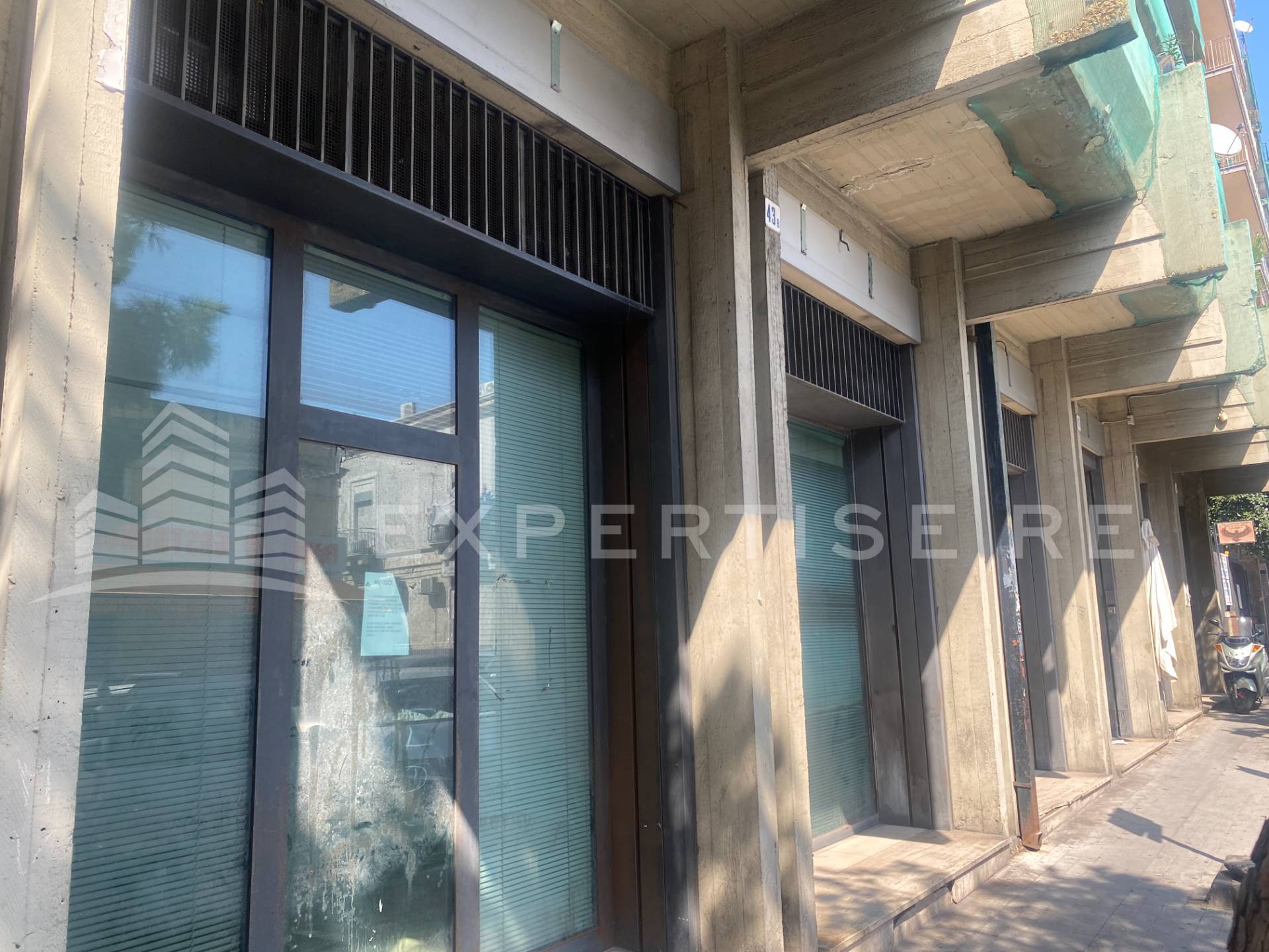 Locale commerciale in vendita a Catania