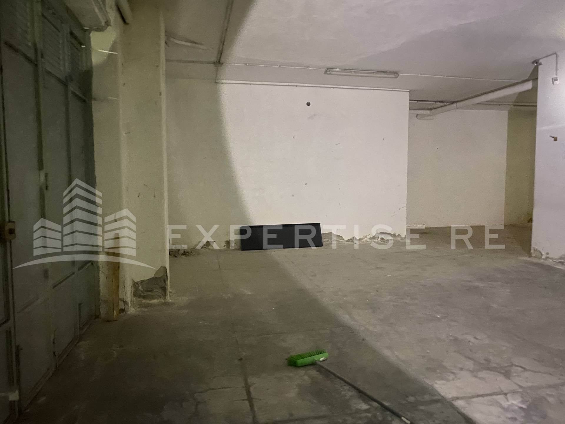 Deposito in vendita a Catania