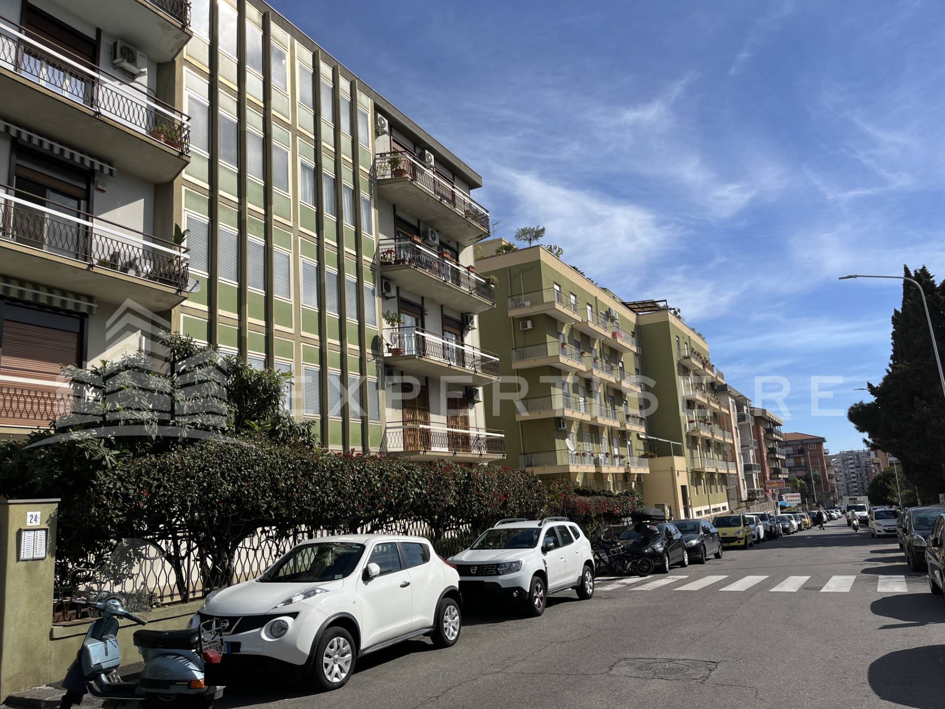 Deposito in vendita a Catania