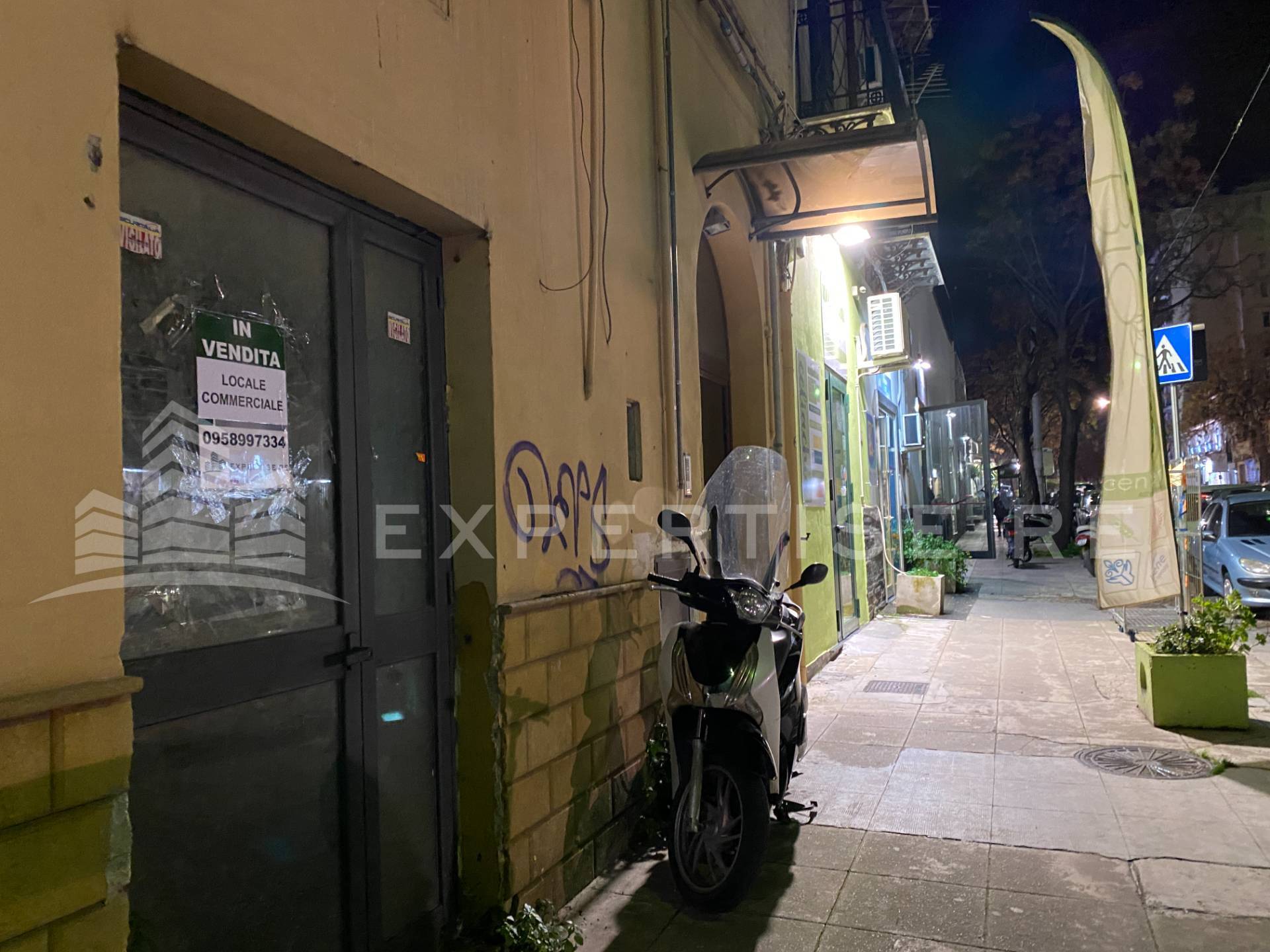 Locale commerciale in vendita a Palermo, Calatafimi