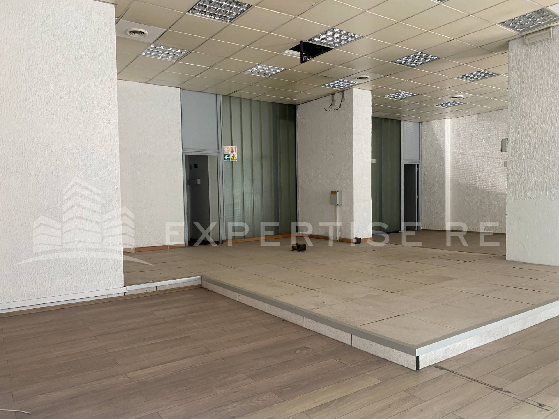 Locale commerciale in vendita a Catania