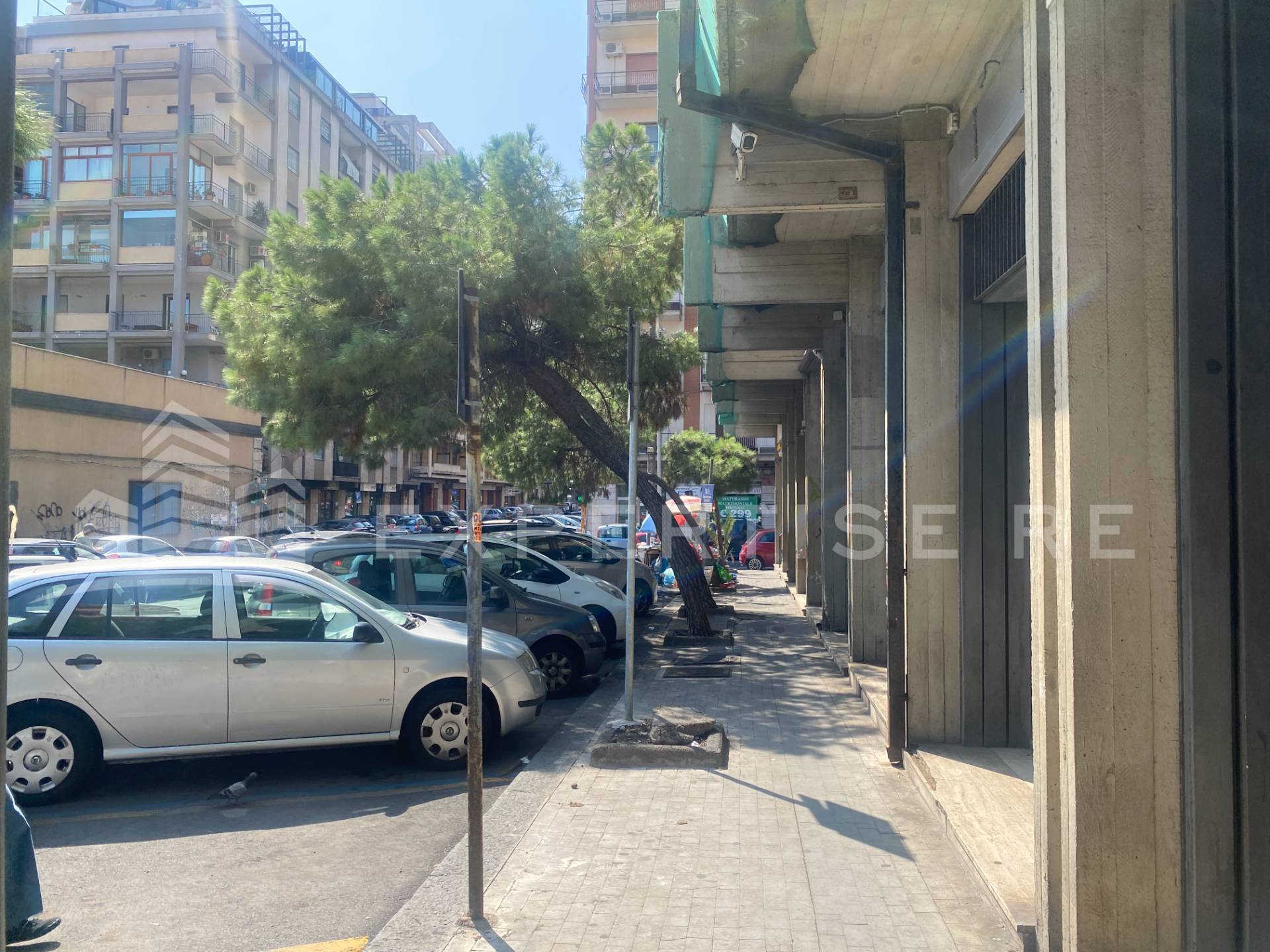 Locale commerciale in vendita a Catania