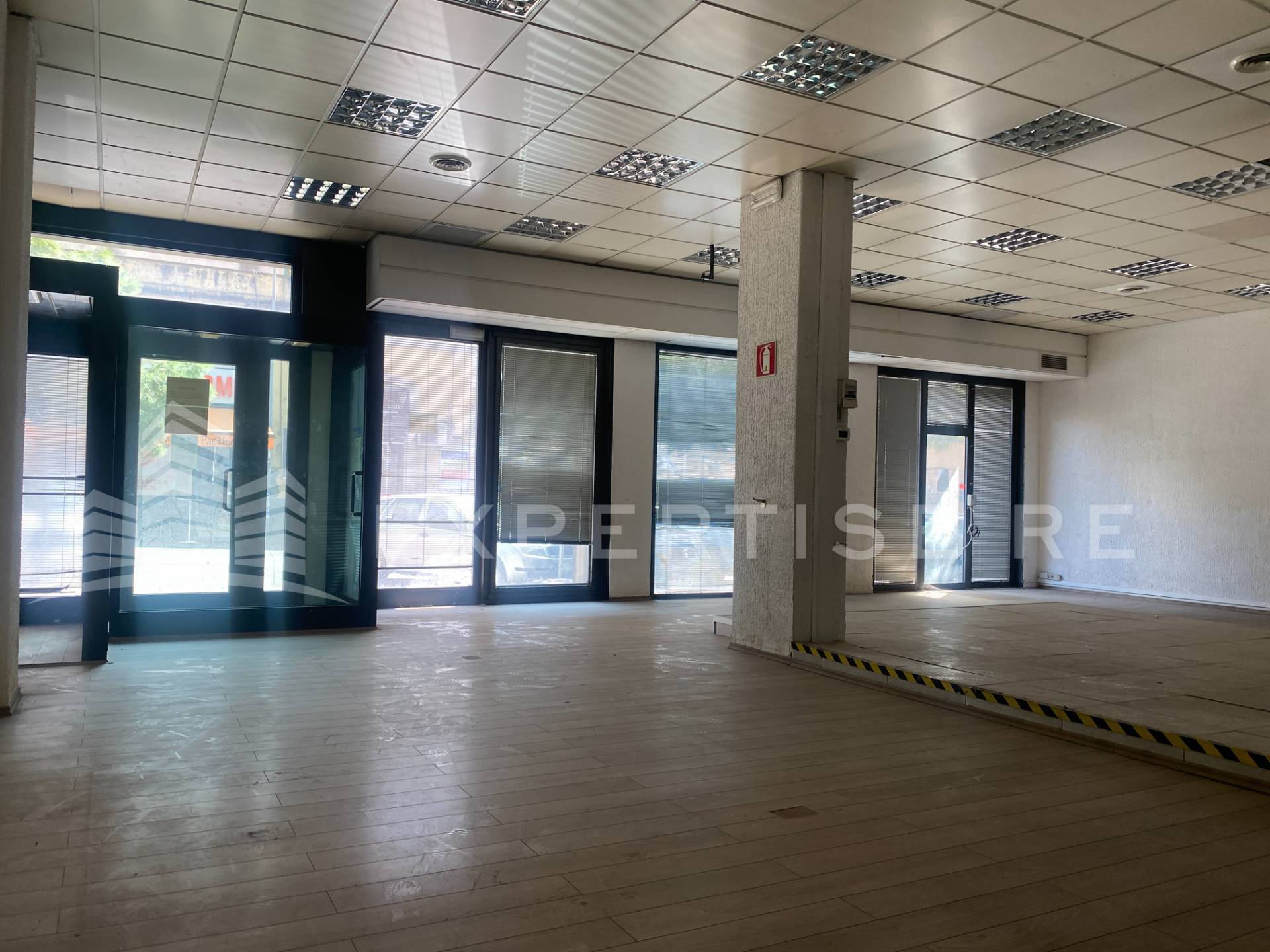 Locale commerciale in vendita a Catania