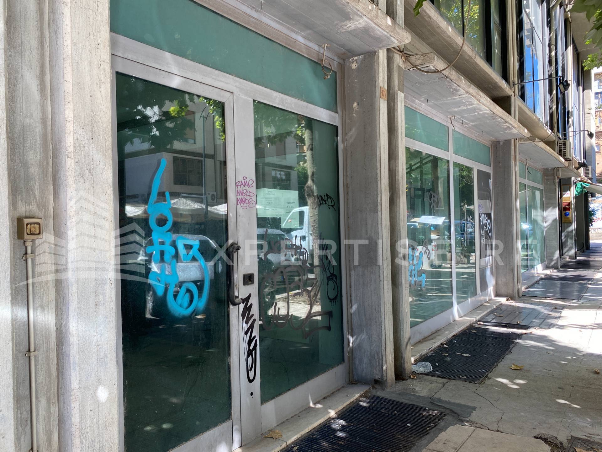 Locale commerciale in vendita a Palermo