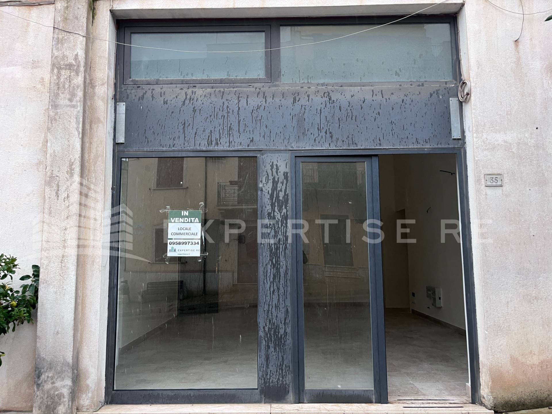 Locale commerciale in vendita a Roccapalumba