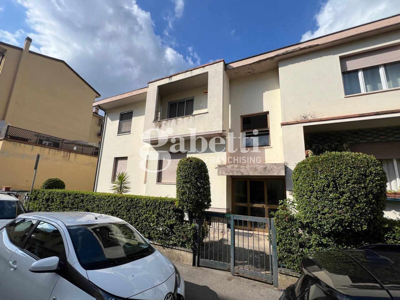 Trilocale ristrutturato a Firenze