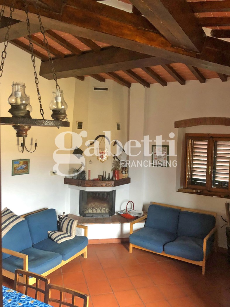 Casa indipendente con giardino a Lastra a Signa