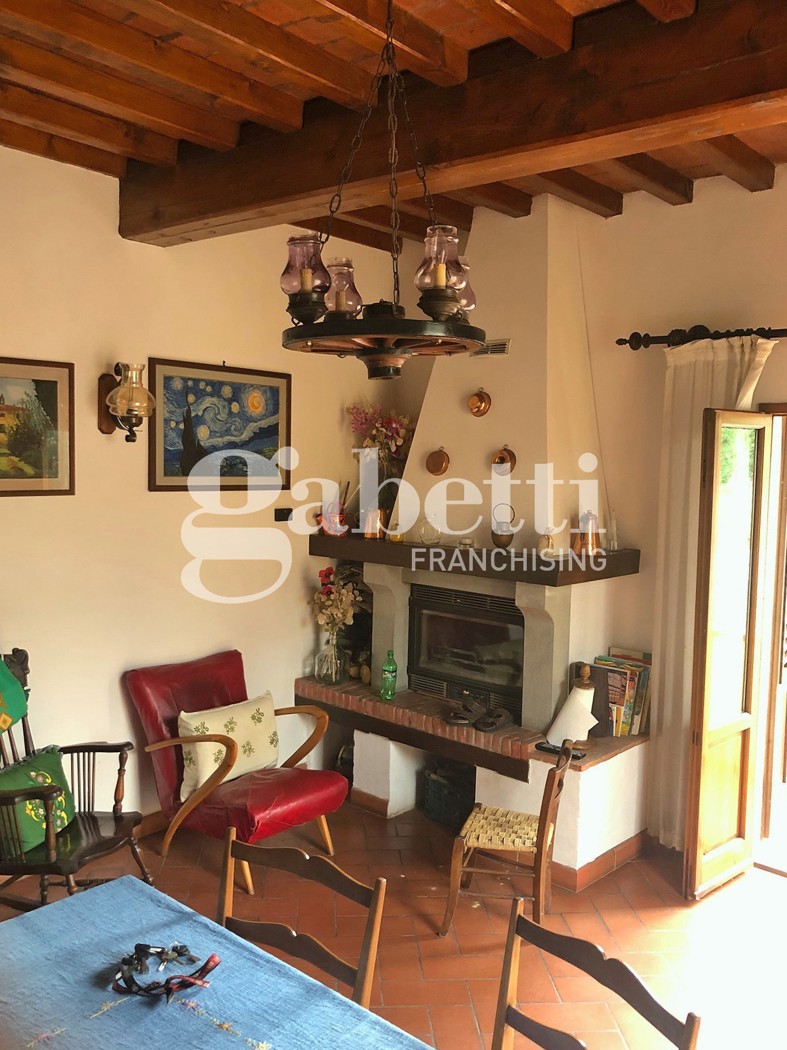 Casa indipendente con giardino a Lastra a Signa