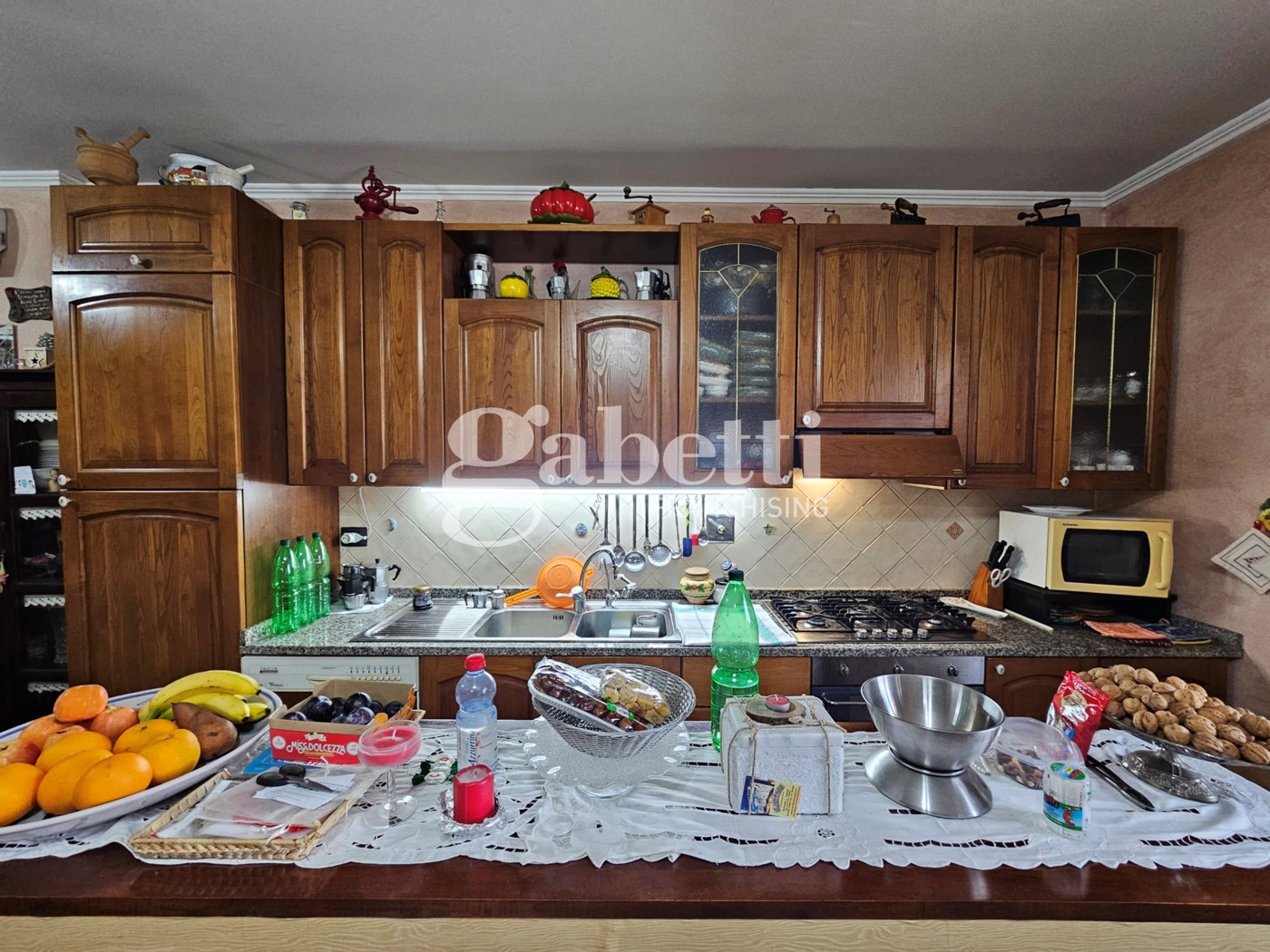 Appartamento con box a Scandicci