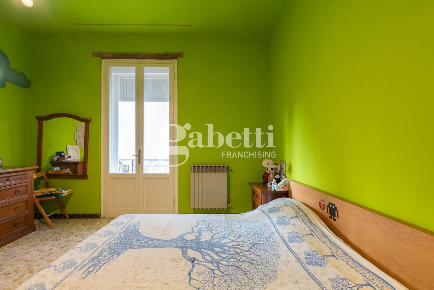 Quadrilocale con giardino a Scandicci