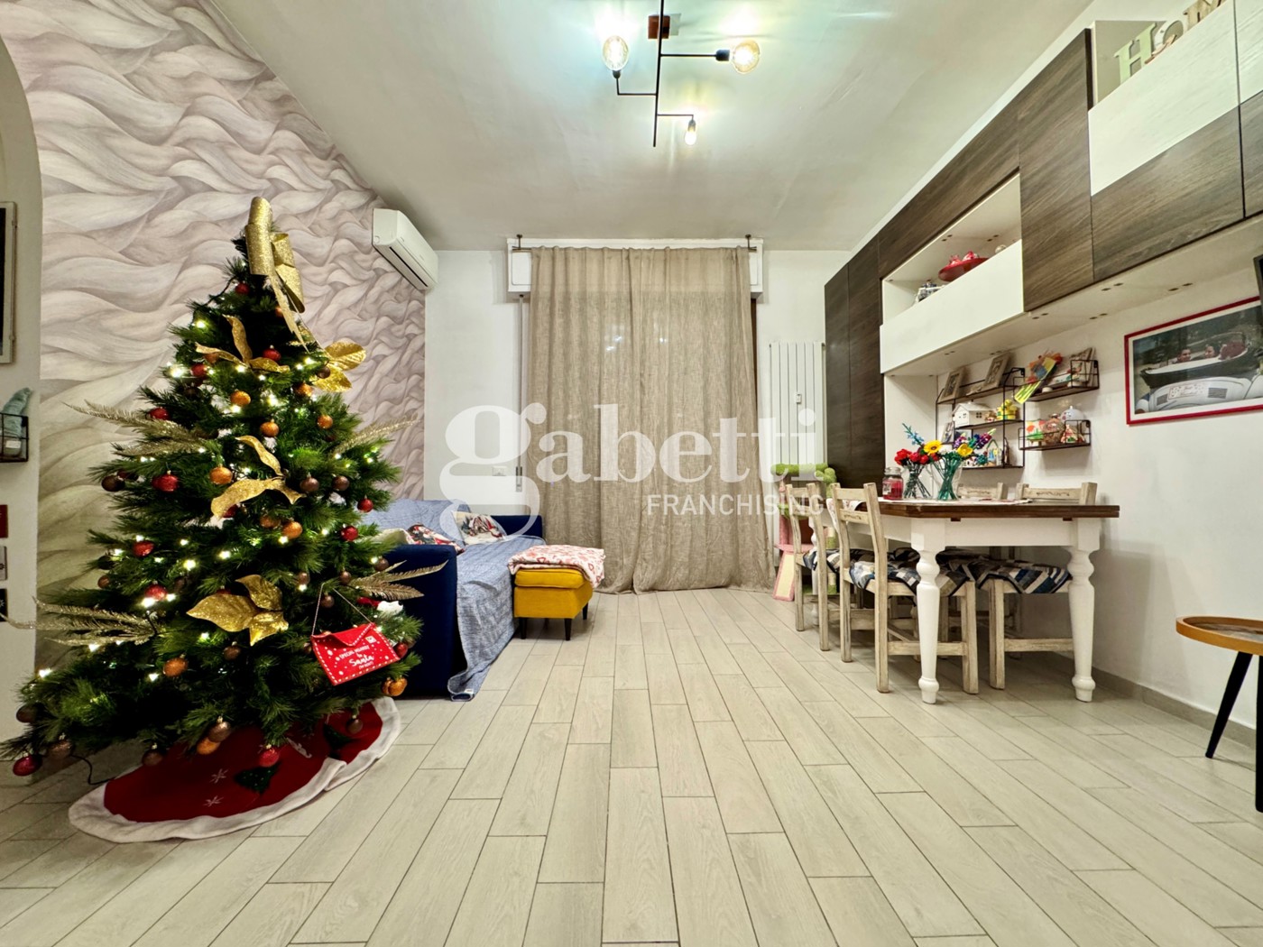 Quadrilocale con box a Scandicci