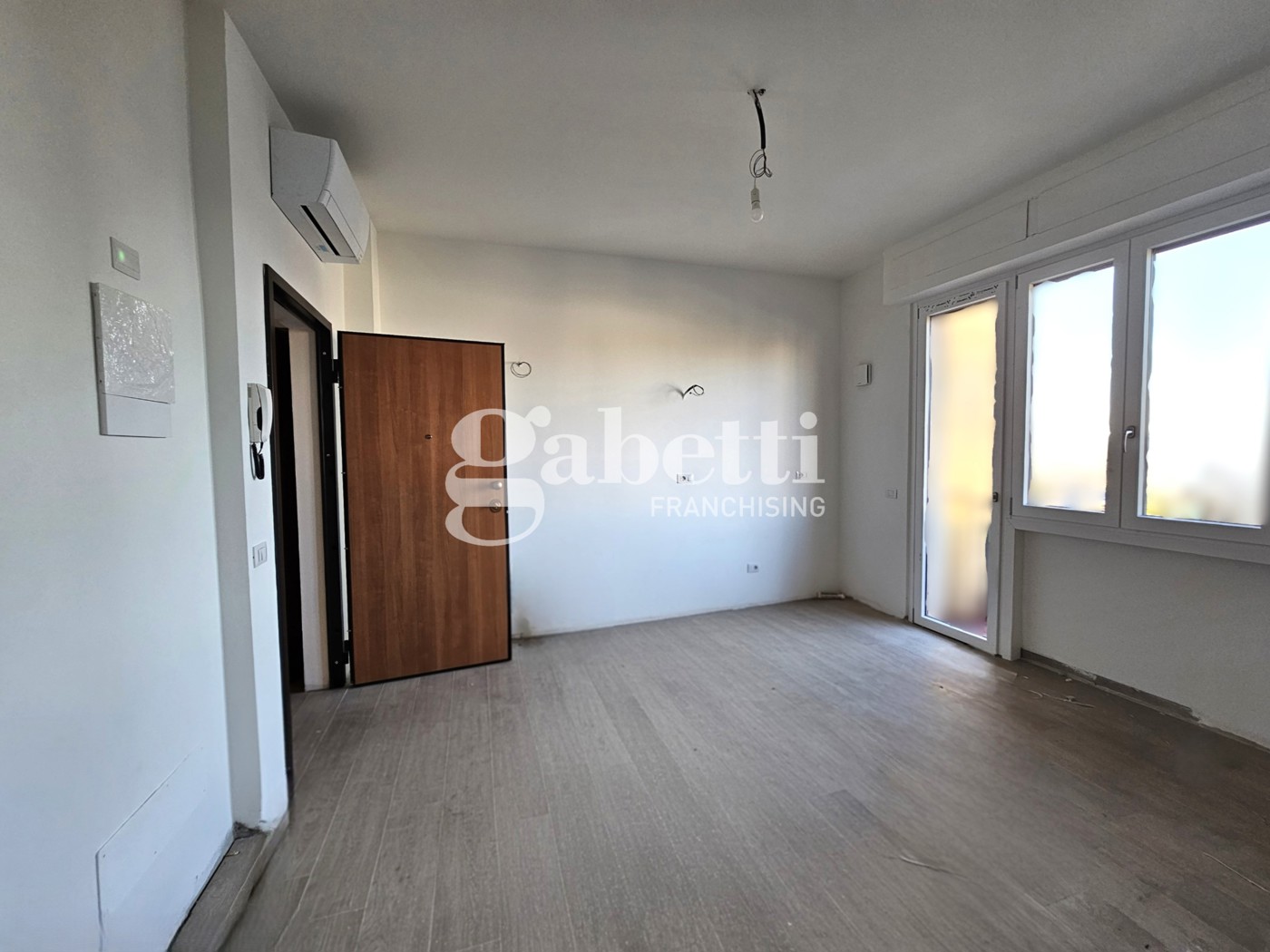 Bilocale con box a Firenze