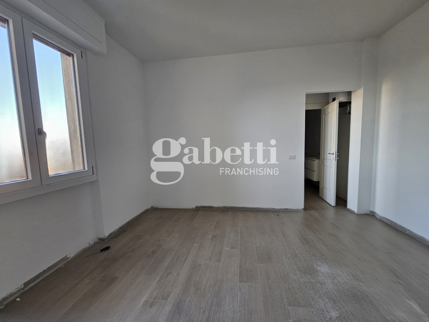 Bilocale con box a Firenze