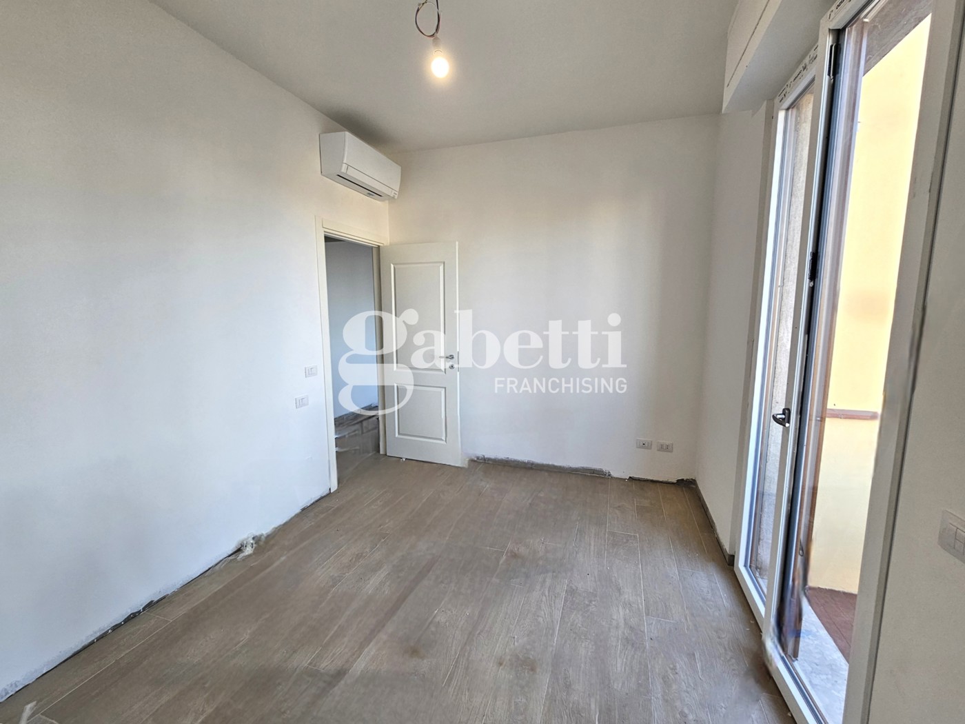 Bilocale con box a Firenze